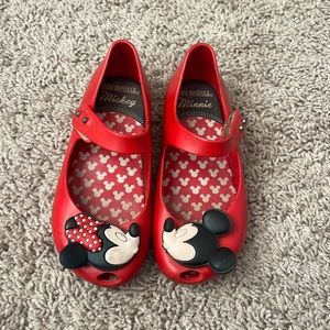 Mini Melissa minnie size 10